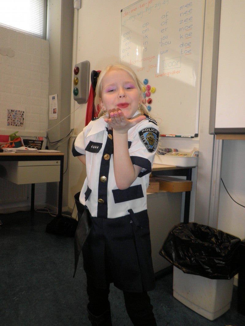 Selina als politieagent